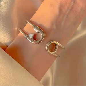 Silver Plated Pin Knotted Vintage Bracelet